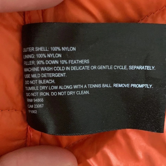 EUC Bernardo Goose Down Packable Puffer Vest Gray Size Small - Picture 7 of 8